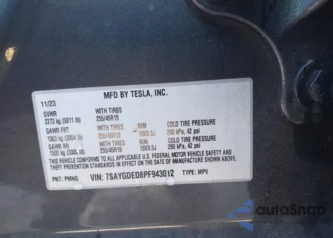 2023 Tesla Model Y Rwd from USA, damaged, VIN 7SAYGDED8PF943012